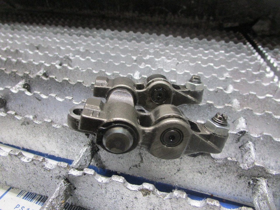 2011 ISUZU 4JJ1 Lifters