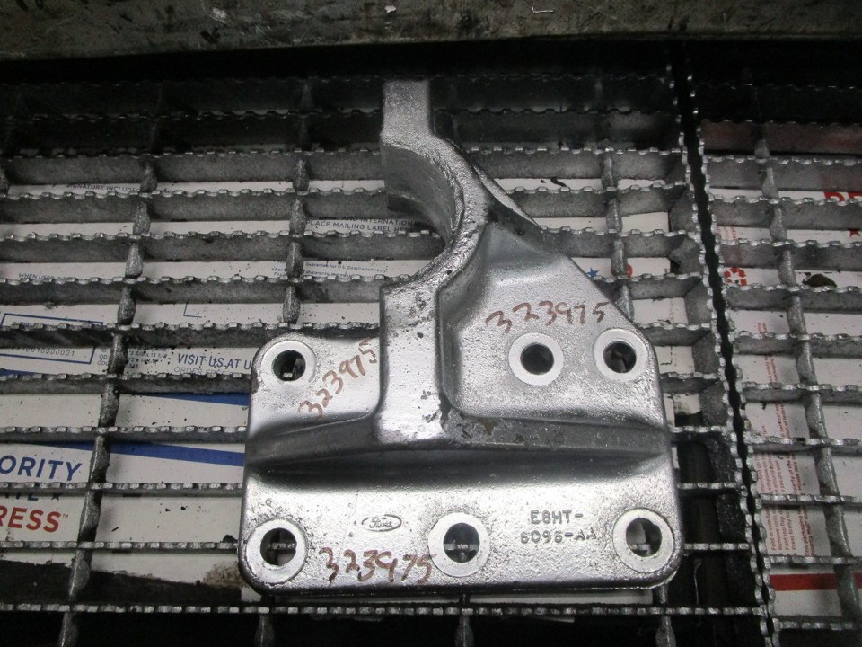 CAT 3406B Engine Mount