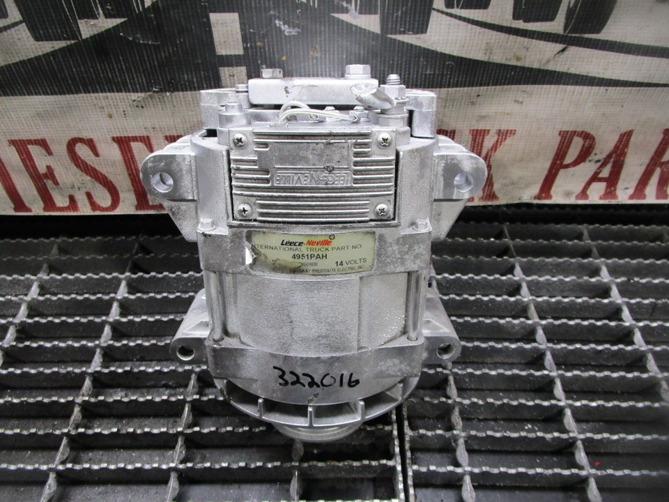 INTERNATIONAL MaxxForce DT Alternator