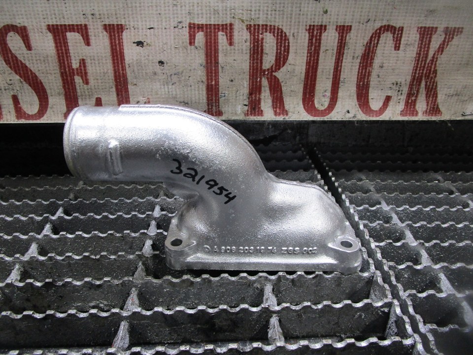 MERCEDES-BENZ OM906LA Water Pipe