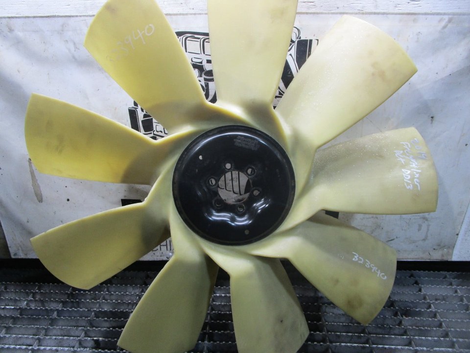 2014 DETROIT DIESEL DD13 Fan