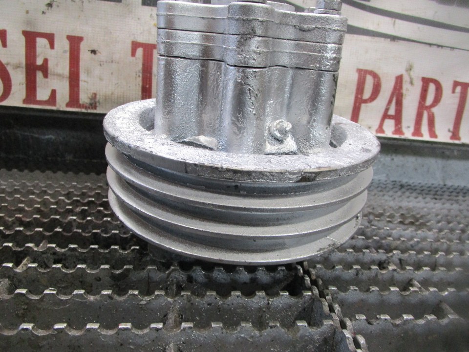 DETROIT DIESEL DIESEL ENGINE Fan Pulley