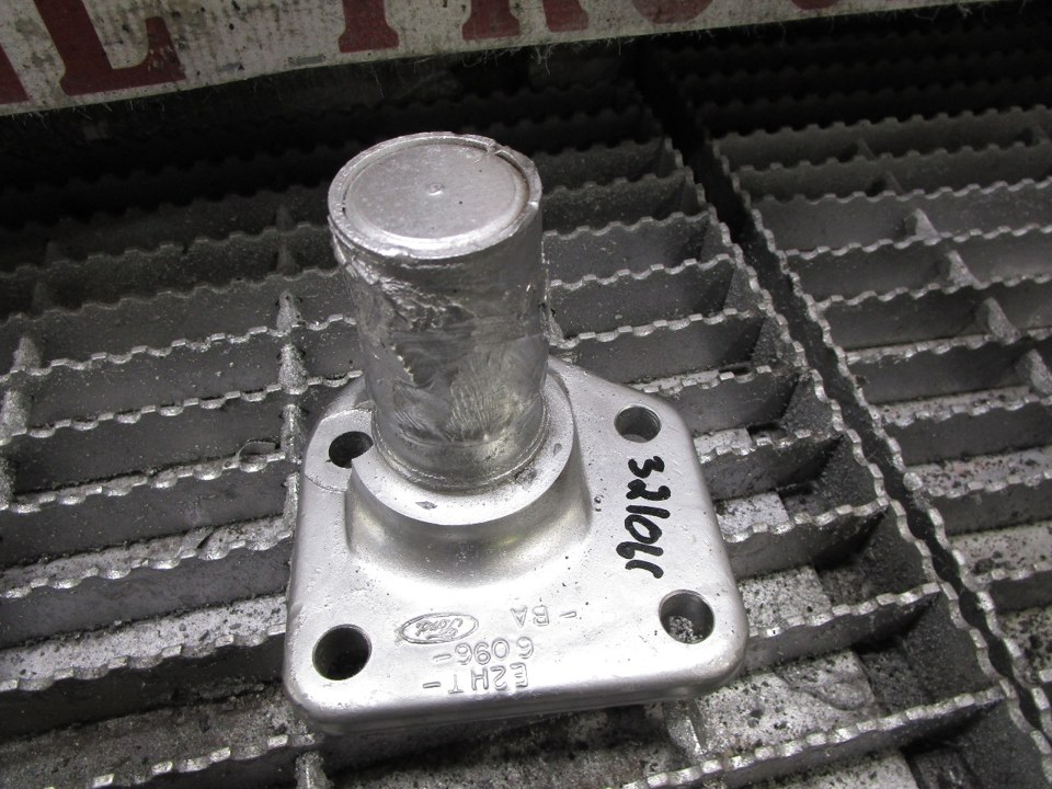 FORD MOTOR MOUNT Engine Mount