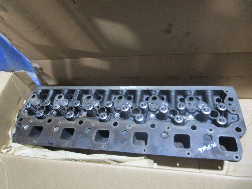 1998 MERCEDES-BENZ OM906LA Cylinder Head