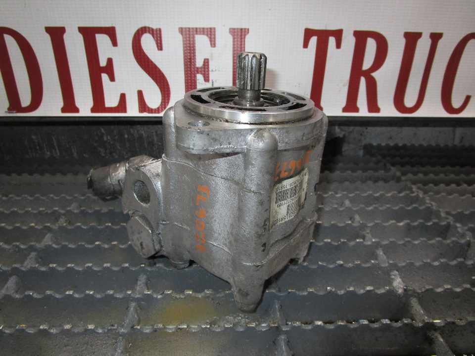 CUMMINS TRW Steering Pump