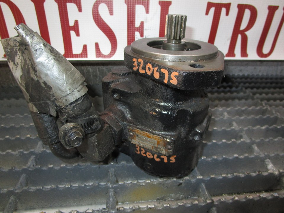 CUMMINS ZF Steering Pump