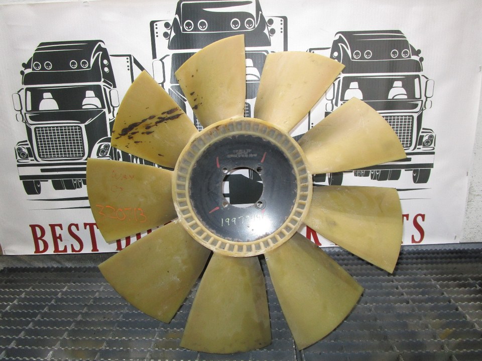 CAT C7 Fan