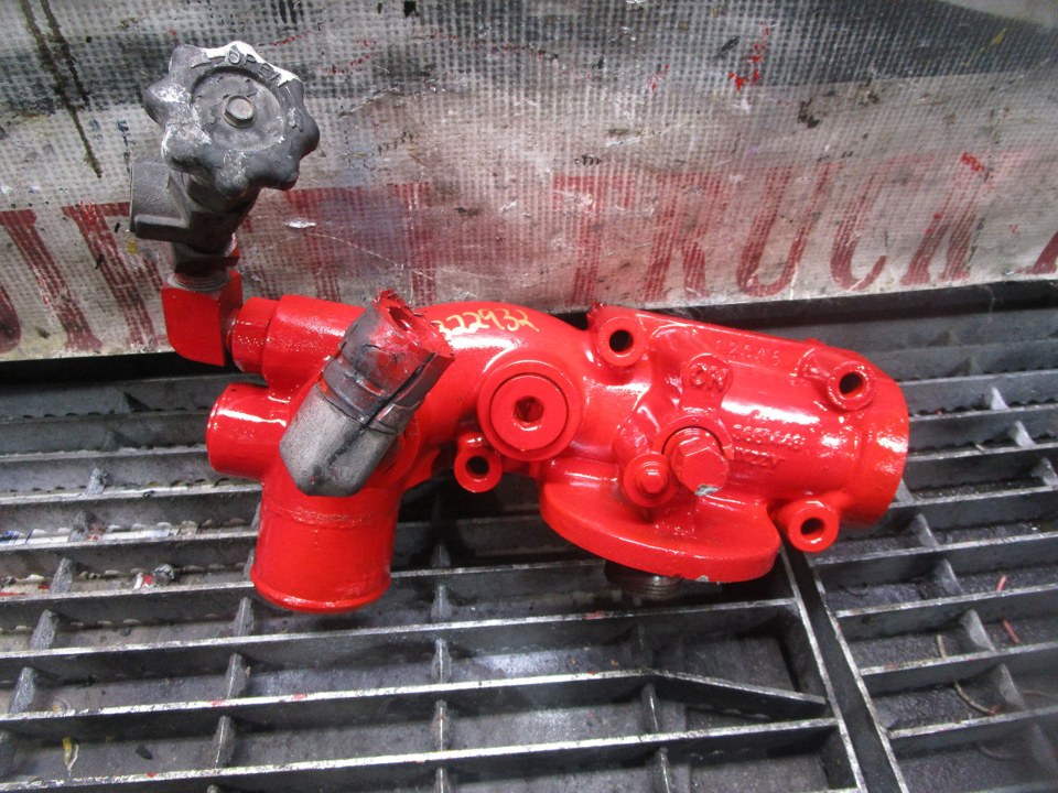 CUMMINS ISX Fuel Water Separator