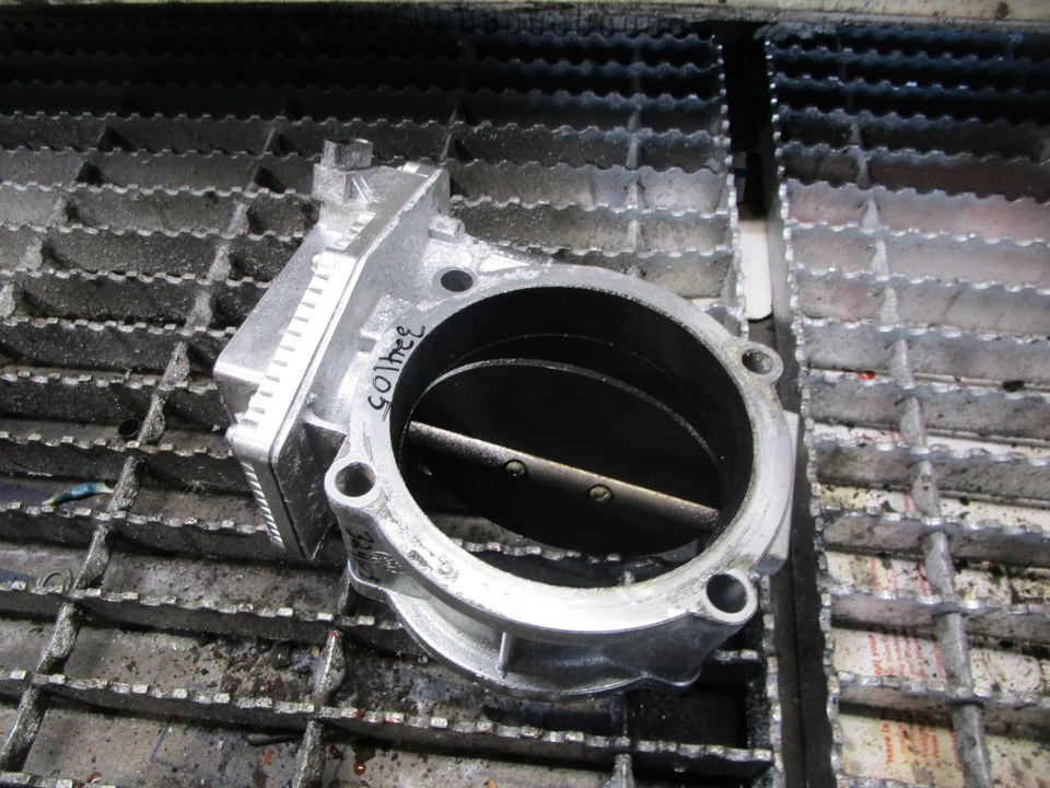 DETROIT DIESEL DD15 Throttle Body
