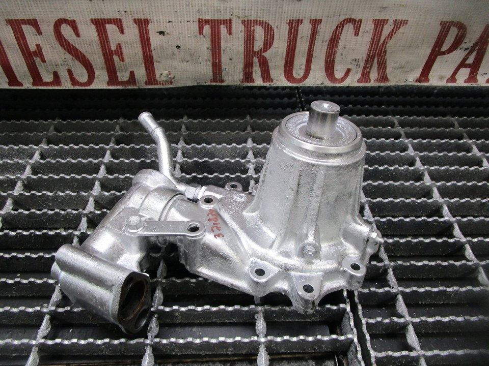 ISUZU 6HK1 Water Pump