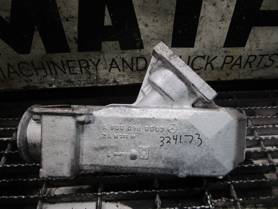MERCEDES-BENZ OM904LA/OM924LA/OM906LA/ Intake Manifold