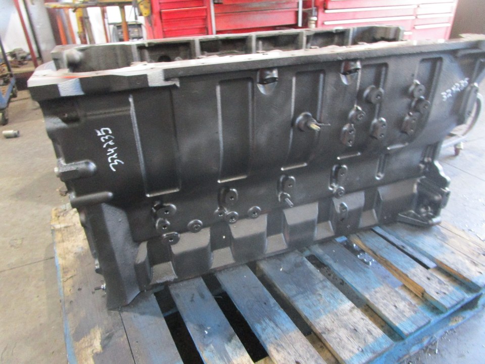 CUMMINS ISX Engine Block