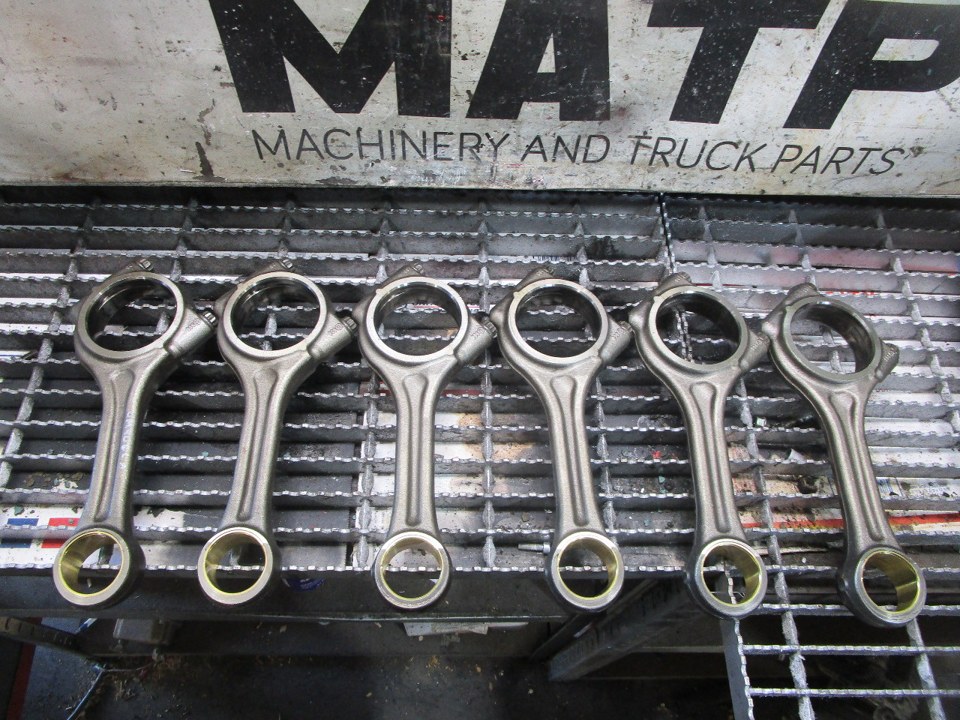 MERCEDES-BENZ OM906LA Connecting Rod