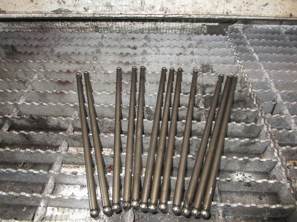 INTERNATIONAL T444E Push Rods