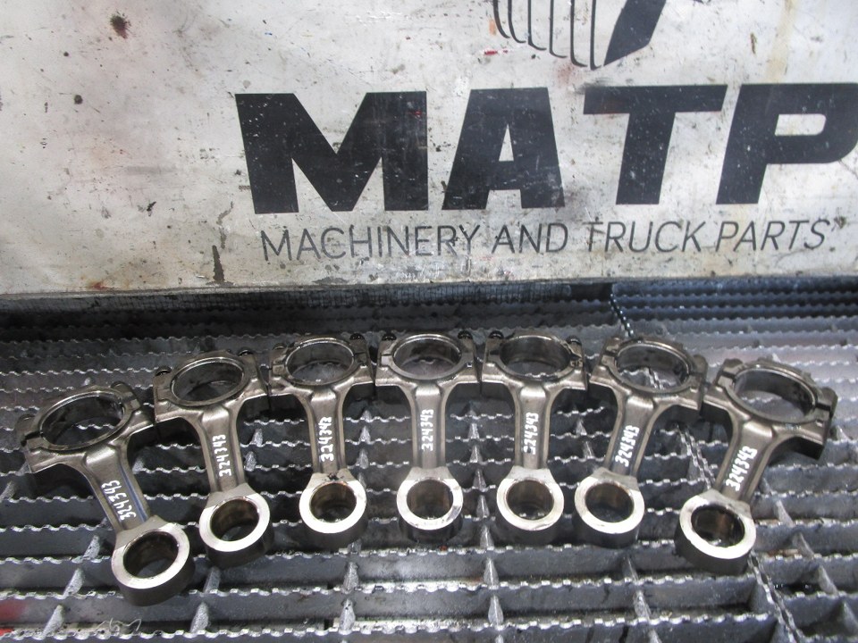 INTERNATIONAL T444E Connecting Rod