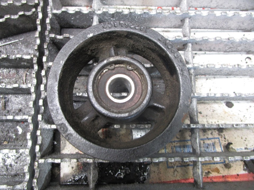 INTERNATIONAL T444E Belt Tensioner Pulley