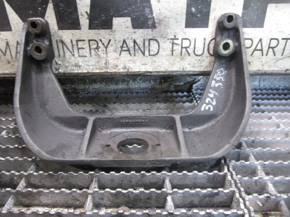 INTERNATIONAL T444E Engine Mount