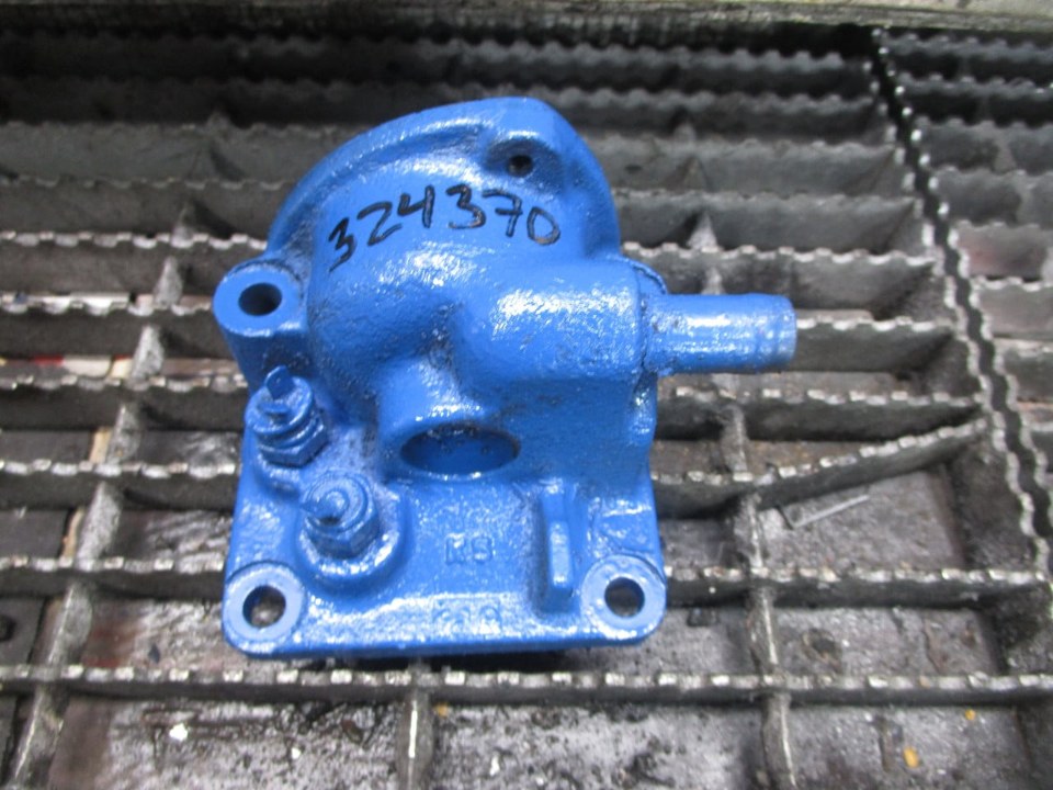 MITSUBISHI 4D31 Thermostat Housing