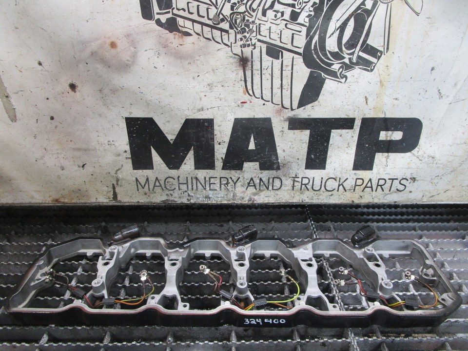 CUMMINS ISB 5.9 Valve Cover Spacer