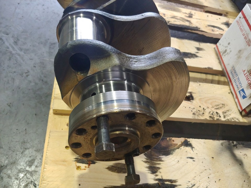 INTERNATIONAL 7.3L Crankshaft