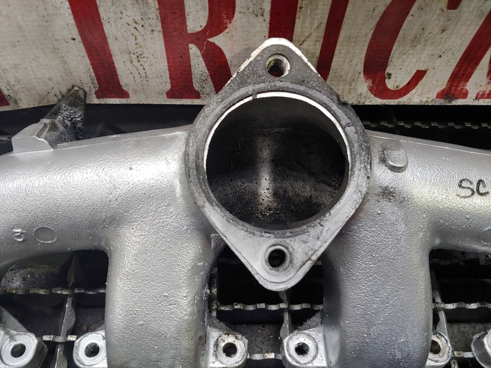 ISUZU 4BD2-TC Intake Manifold