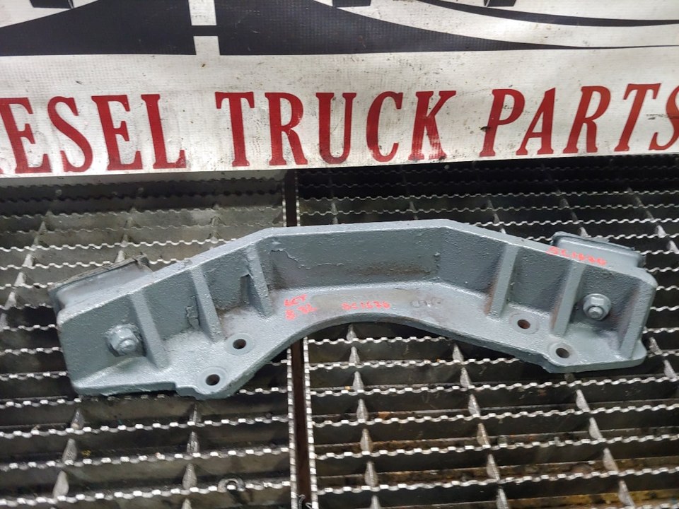 CUMMINS 6CT Engine Mount