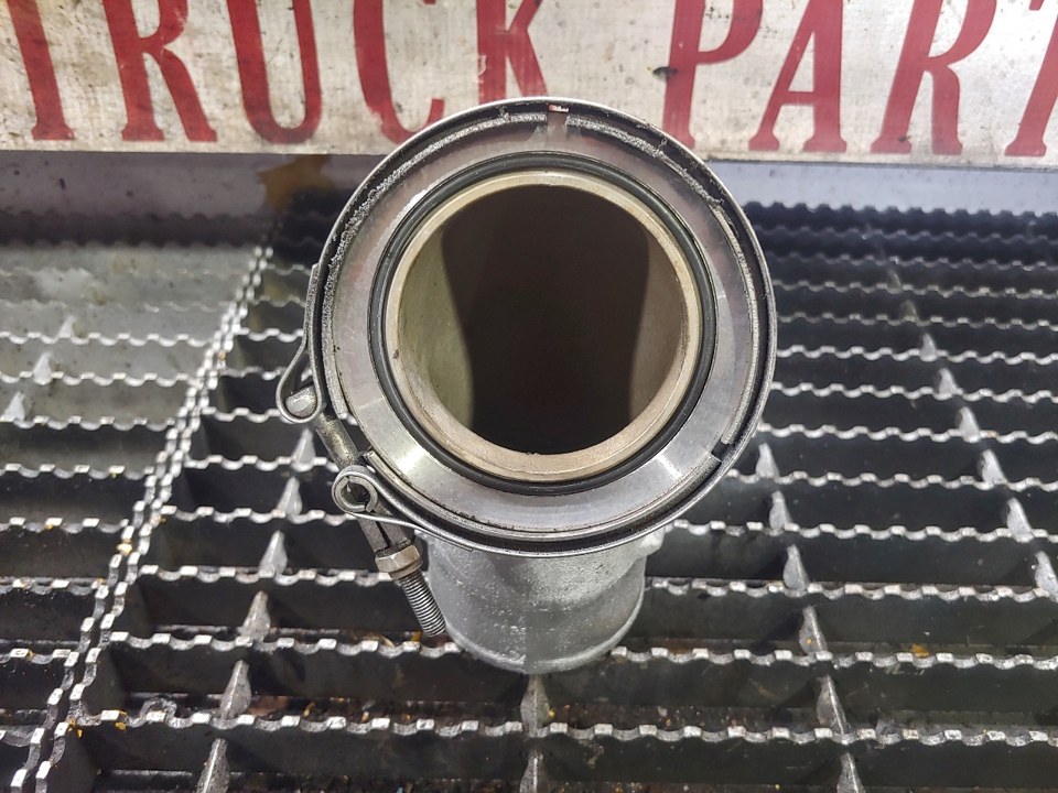 MERCEDES-BENZ OM926LA Intake Elbow