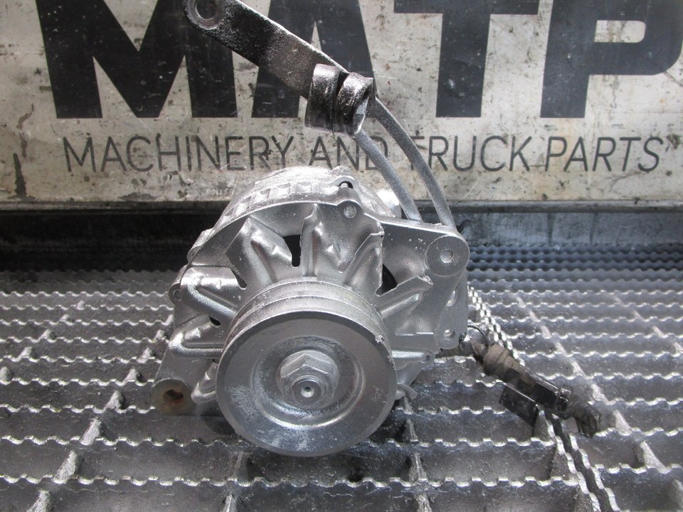 ISUZU 4BD2 Alternator