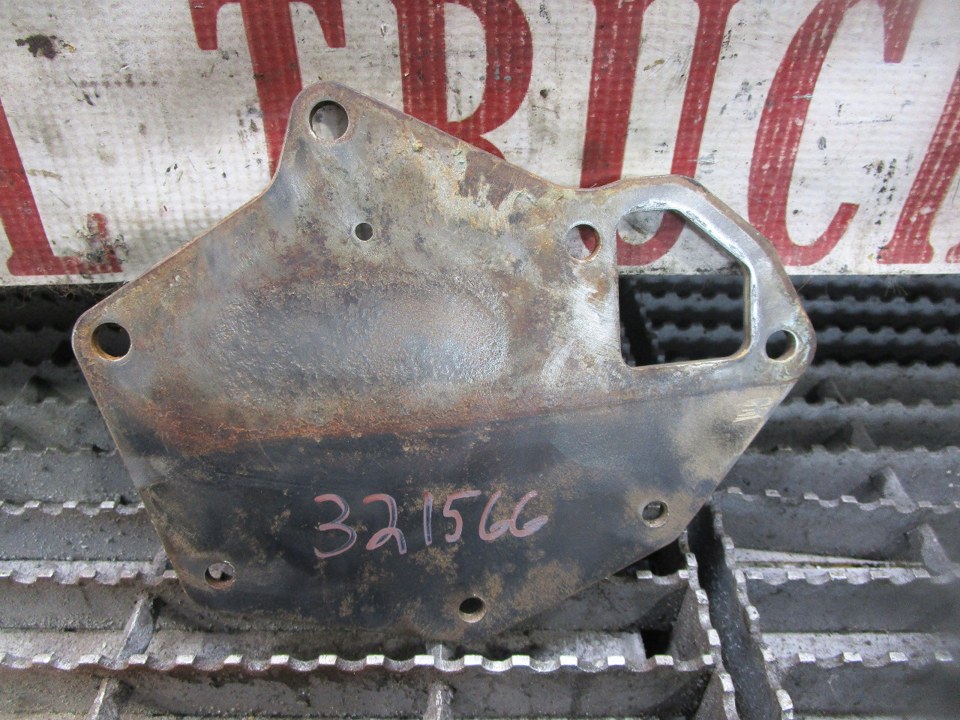 JOHN DEERE 3179DF Engine Cover