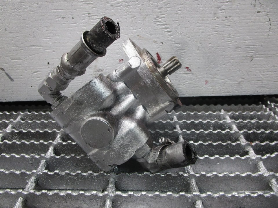 TRW PS221616L11301 Steering Pump