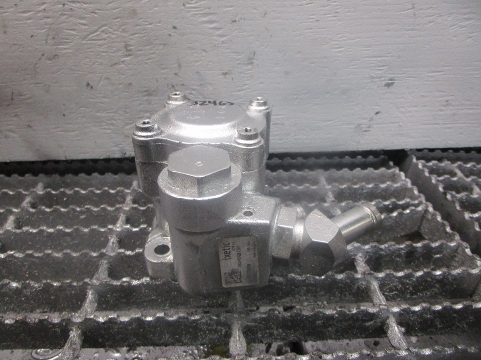 IXETIC Steering Pump Steering Pump