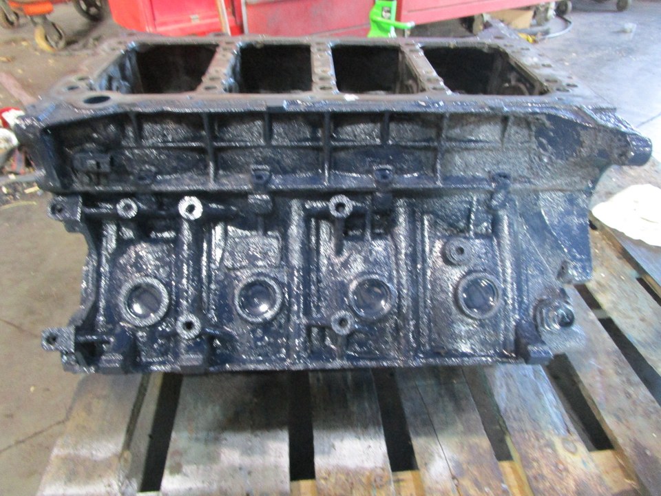 2006 INTERNATIONAL 6.0L Engine Block