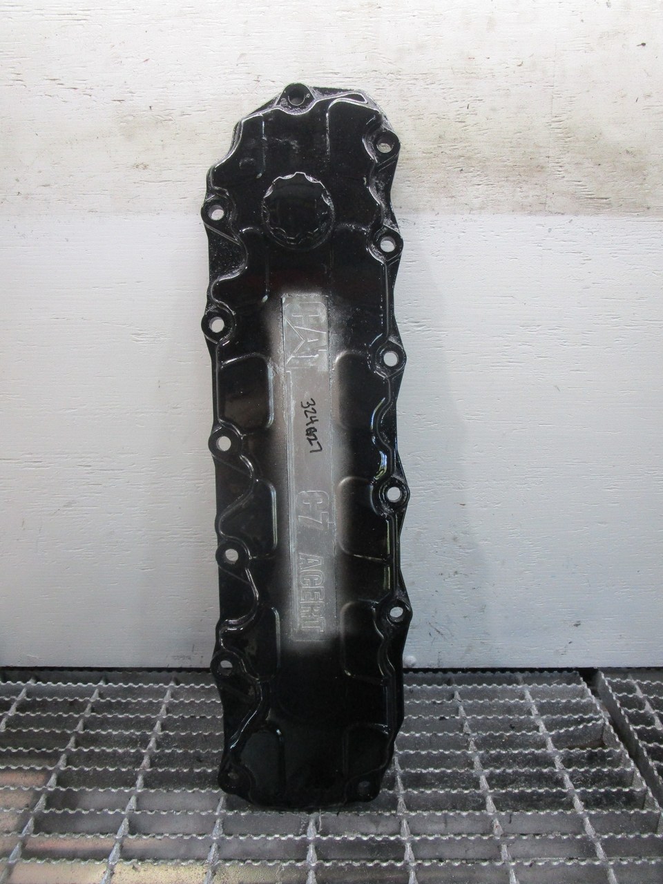 CAT C7 Valve Cover